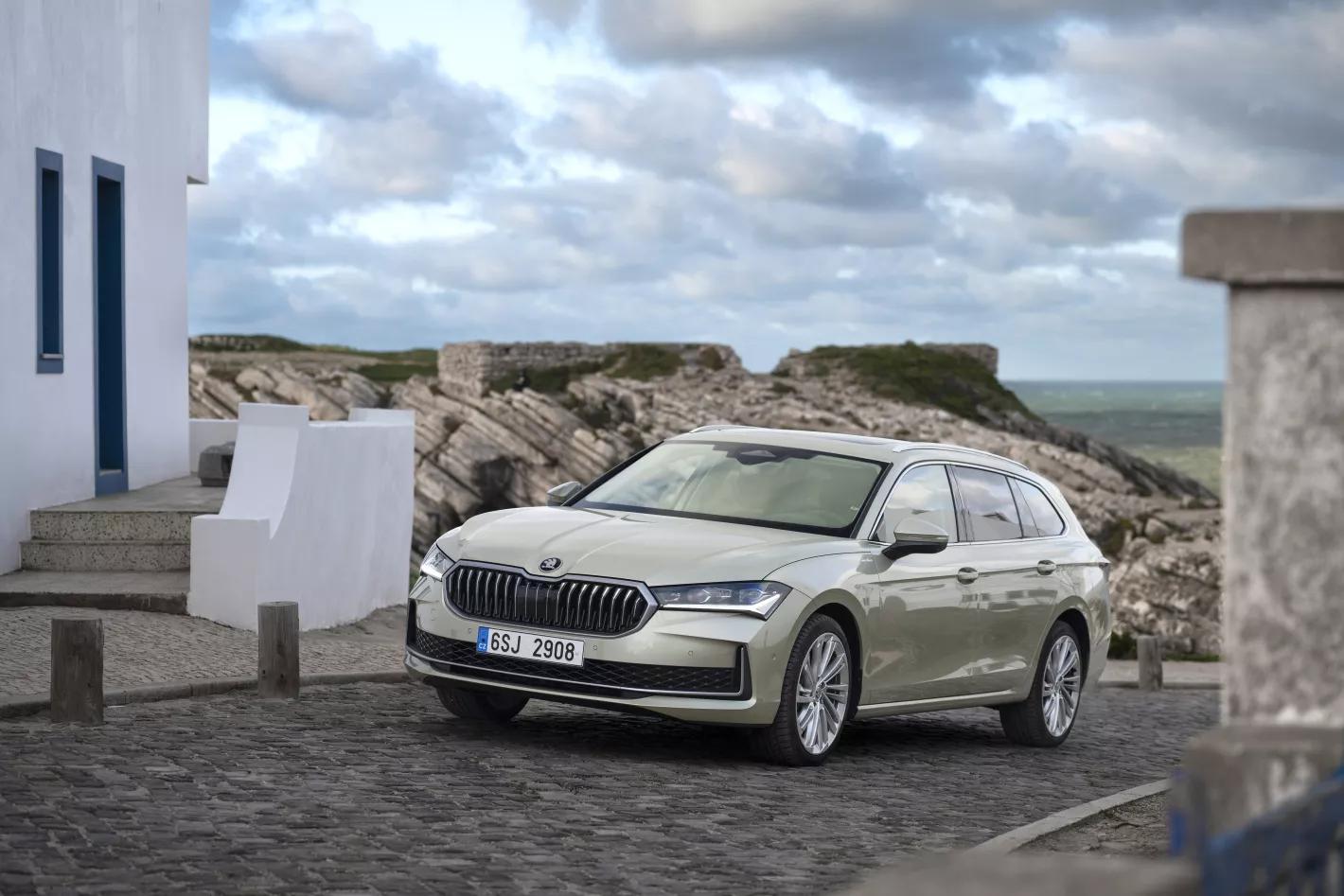 skoda superb