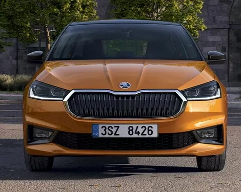 Skoda Fabia exterieur oranje voorkant