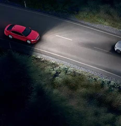 skoda superb limo l&k rood exterieur