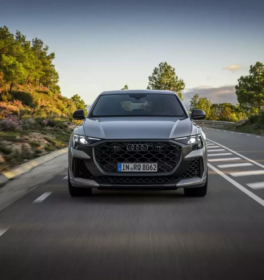 Audi grijze voorkant