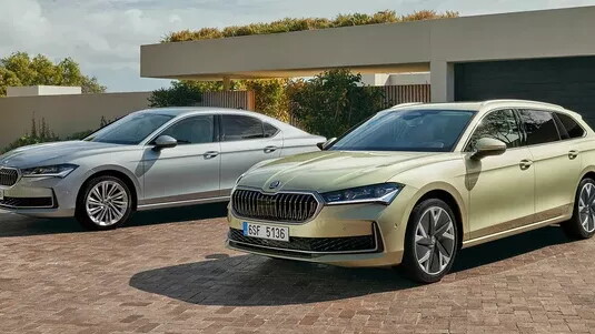skoda superb combi iv exterieur groen en grijs