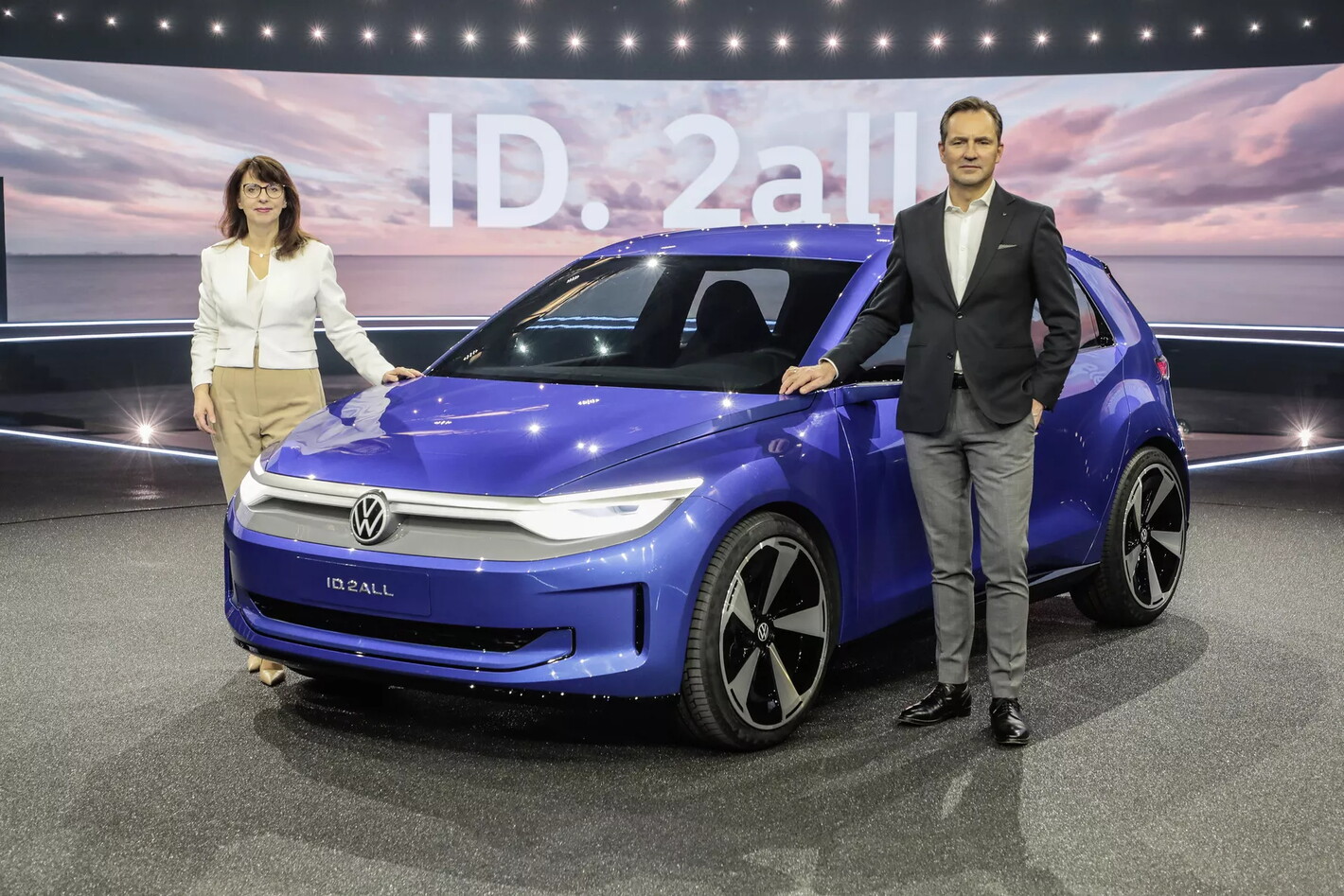 Blauwe Volkswagen ID. 2all