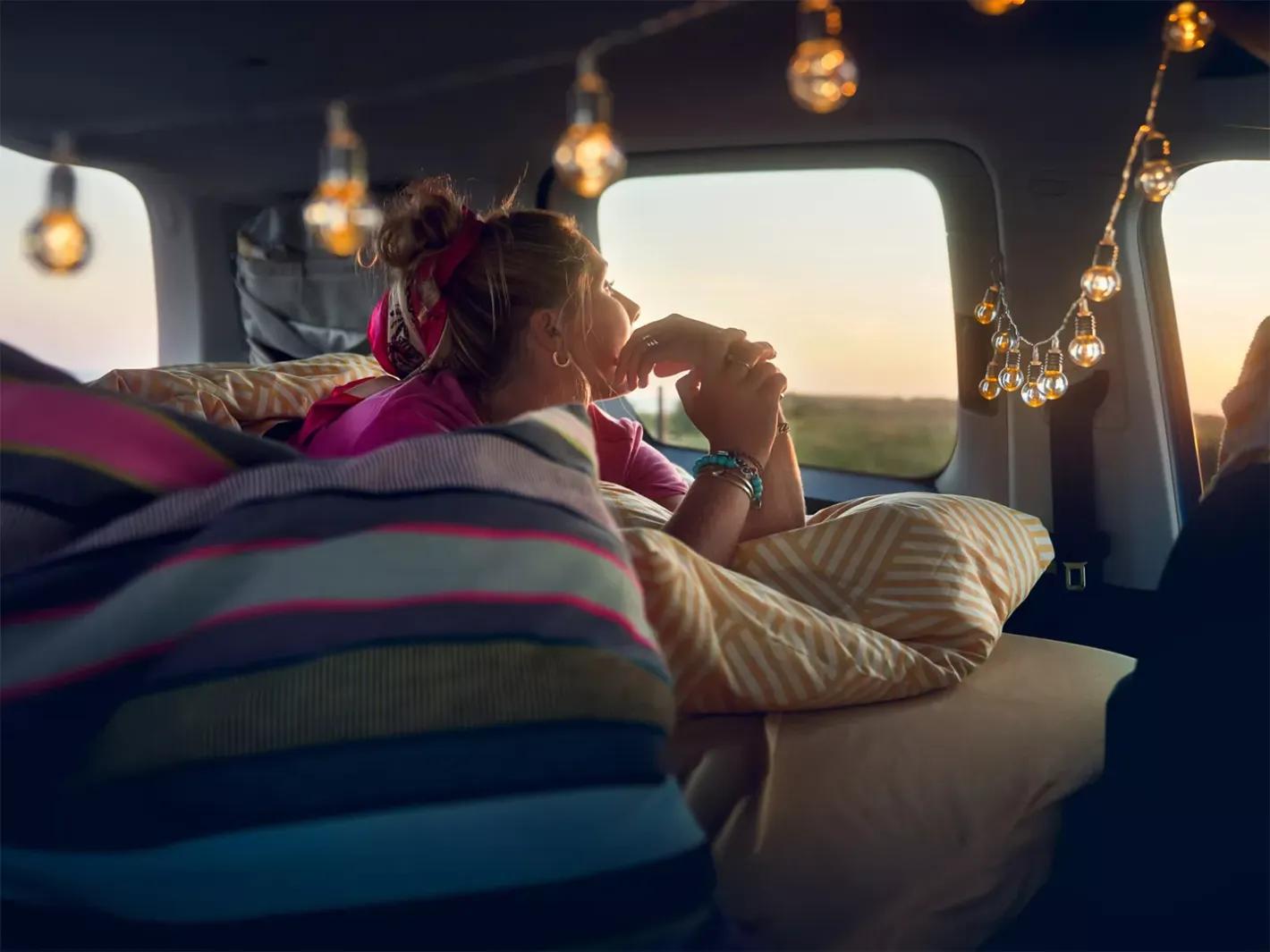 Volkswagen Caddy California interieur