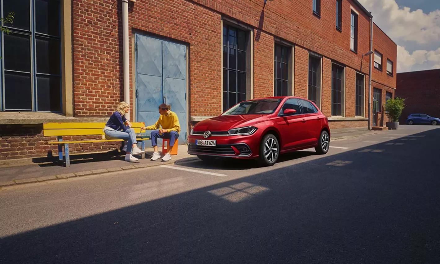 Rode volkswagen Polo