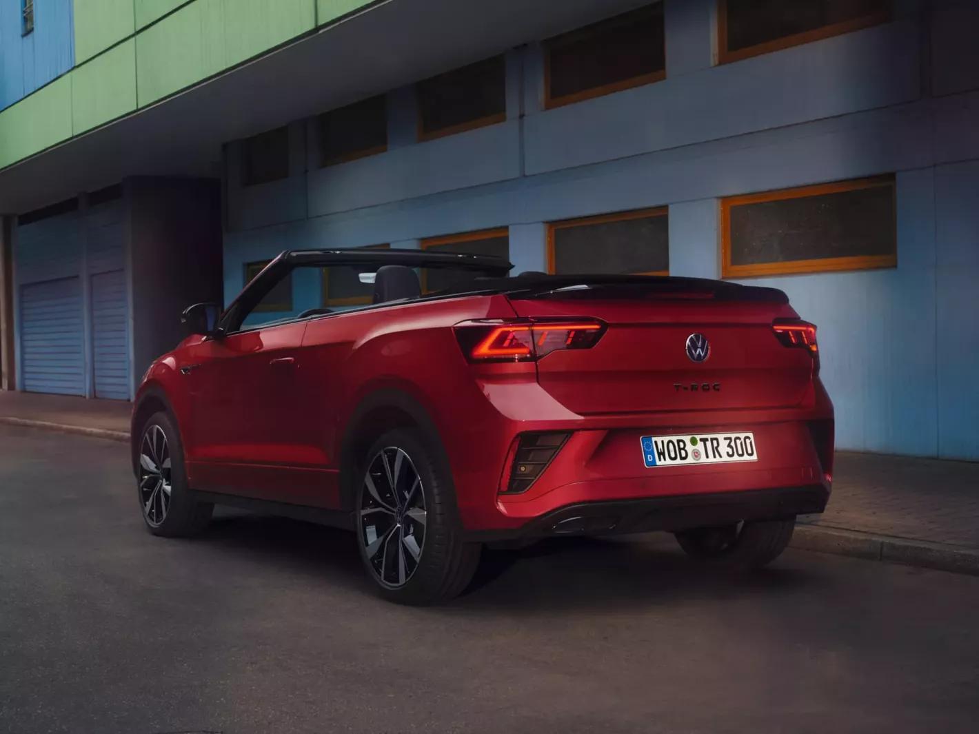 Rode Volkswagen T-Roc Cabrio